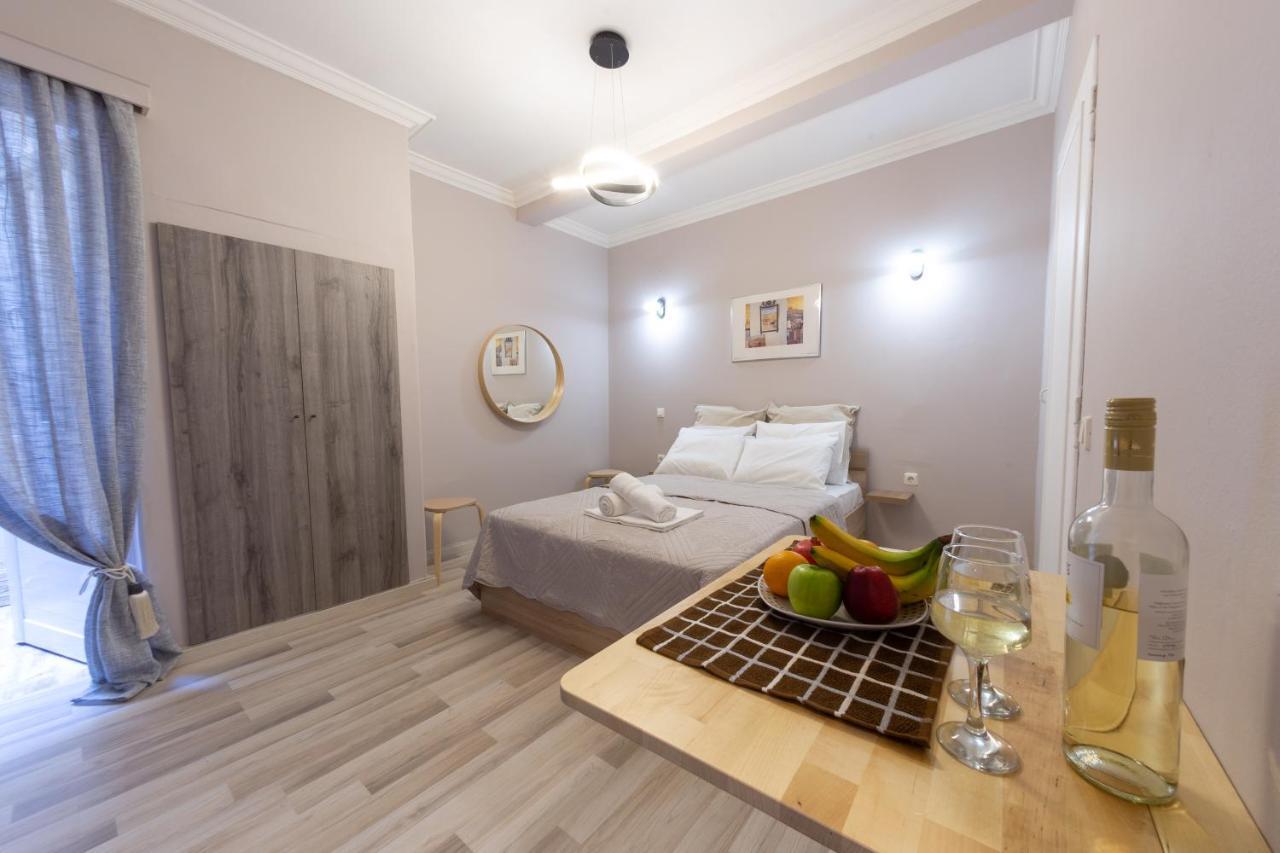 Plato'S Square Apartments เอเธนส์ ภายนอก รูปภาพ
